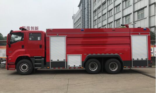 五十铃16吨水罐消防车