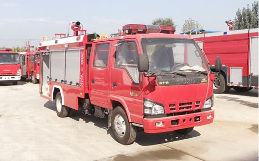 江特牌JDF5071GXFPM20/Q6型泡沫消防车