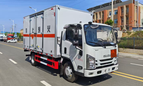 五十铃爆破器材运输车