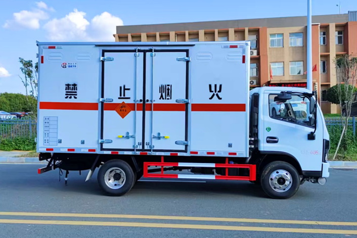 ���������̻��������䳵