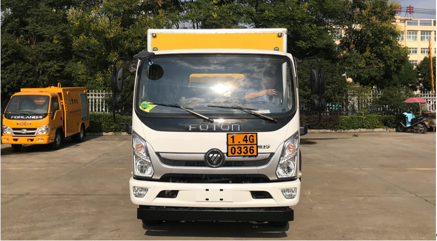 ����4��7�̻��������䳵