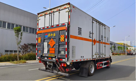 ��������6��2�̻��������䳵