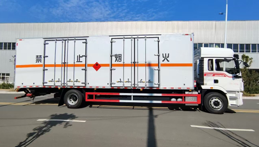 ����9��6�̻��������䳵